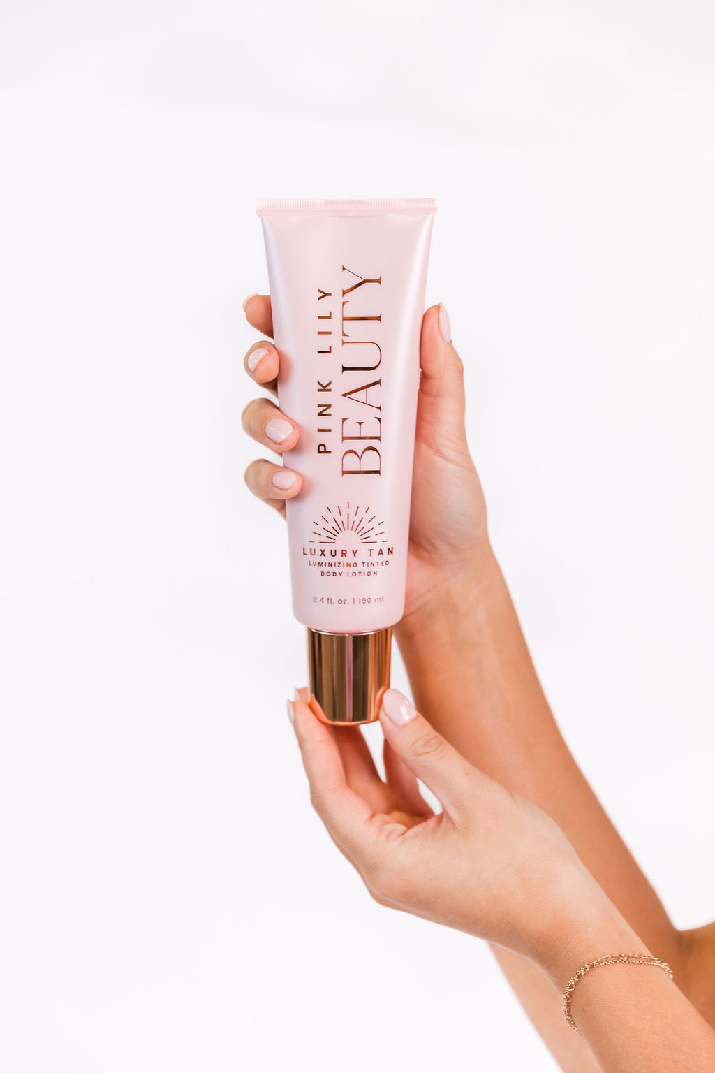 Pink Lily Luxury Tan Luminizing Body Lotion - Beachy Glow (Light) FINAL SALE