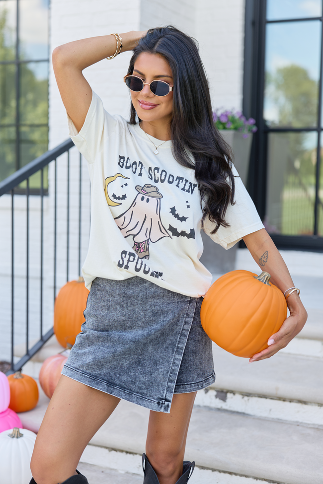 Boot Scootin' Spooky Ivory Graphic Tee